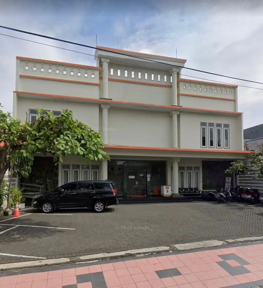 Bangunan Gedung Usaha