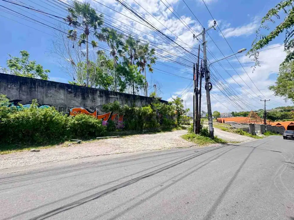 tanah goa gong ungasan Kuta selatan bali