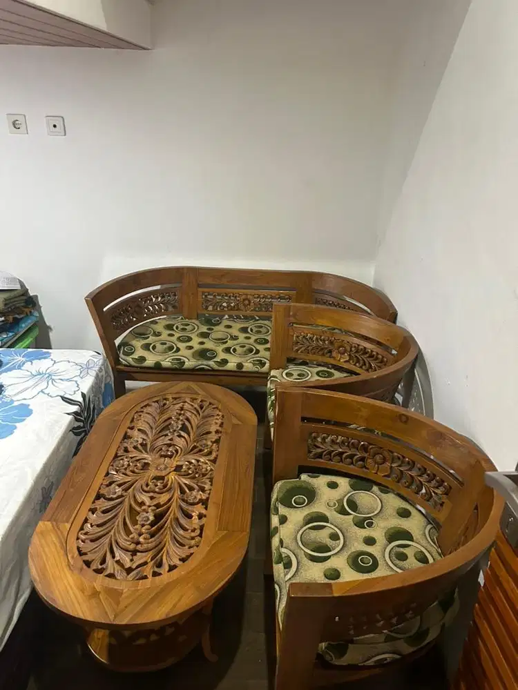 Dijual kursi dan Meja Tamu Kayu Jepara