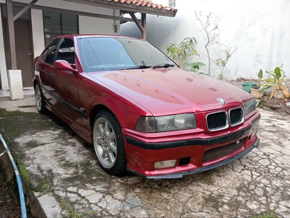 BMW 320i th 1995 M/T mulus
