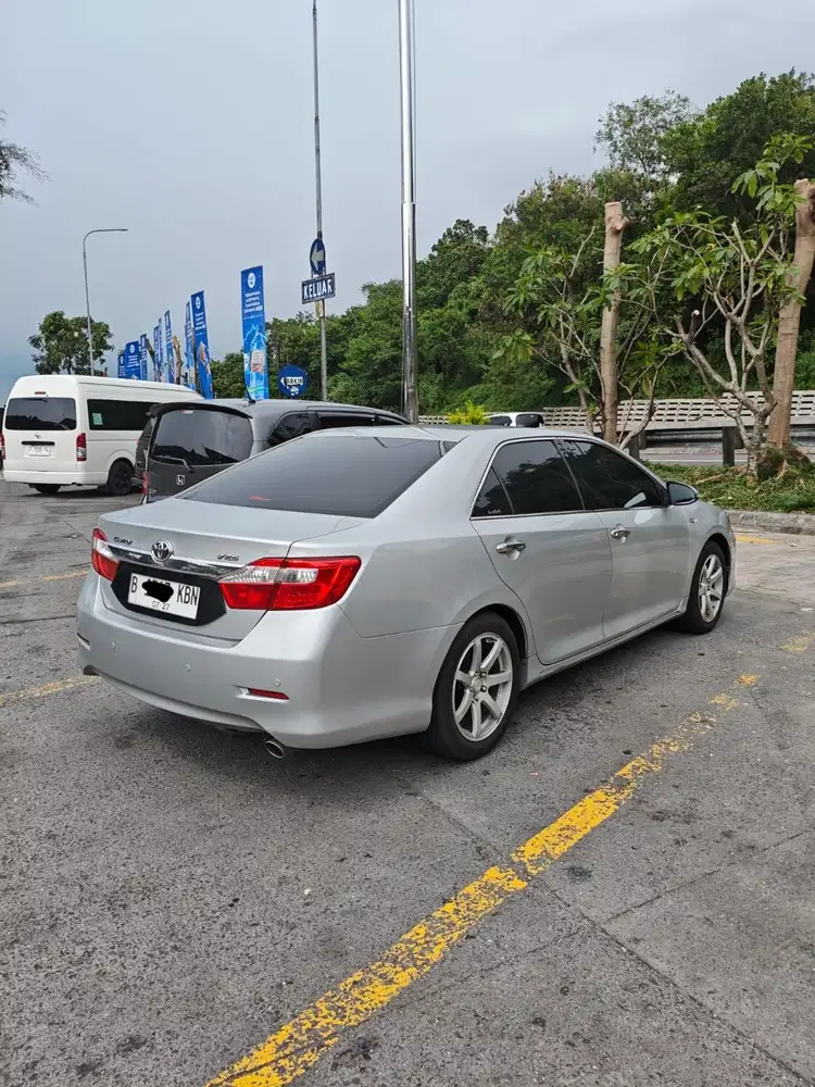 Toyota Camry 2013 Bensin
