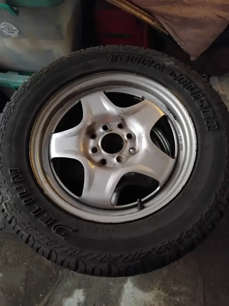 Jual velg ori renault dan ban delium