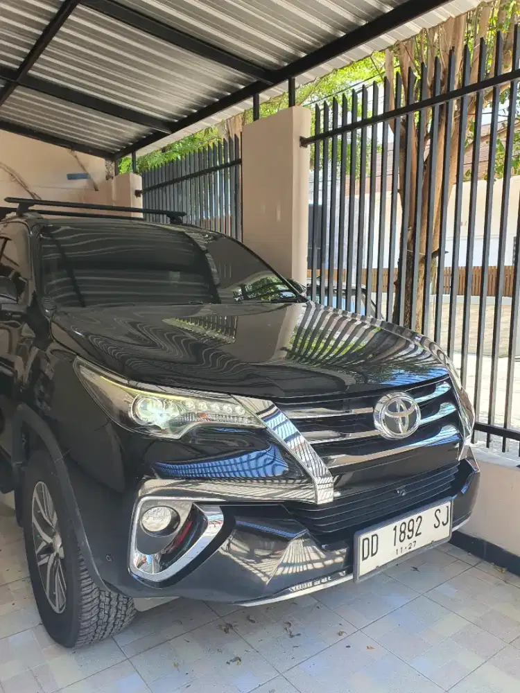 Toyoto Fortuner 2017 2.4 VRZ A/T 4x2 Solar