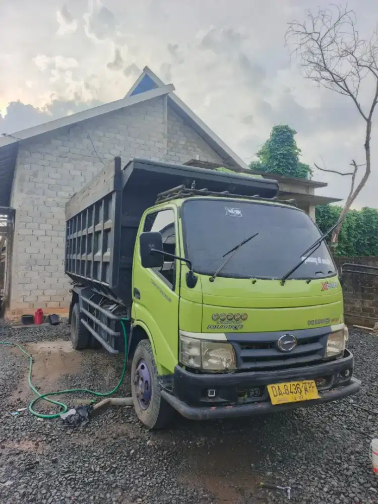 Jual truk dump hino dutro