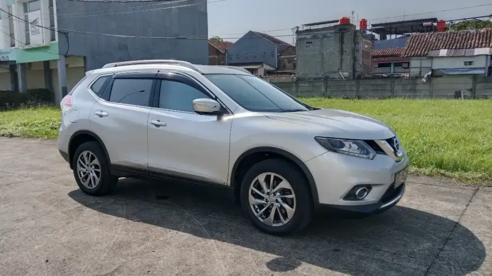 New X-TRAIL 2.5 MATIC TYPE SENSING 2015