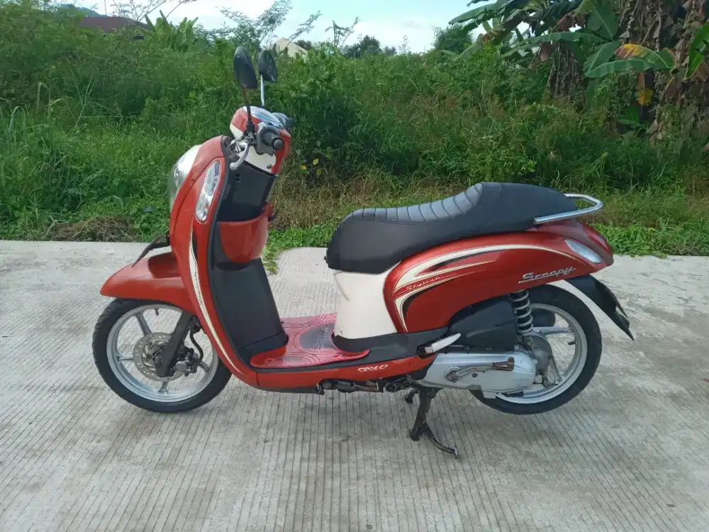 Dijual scoopy staylish 2014