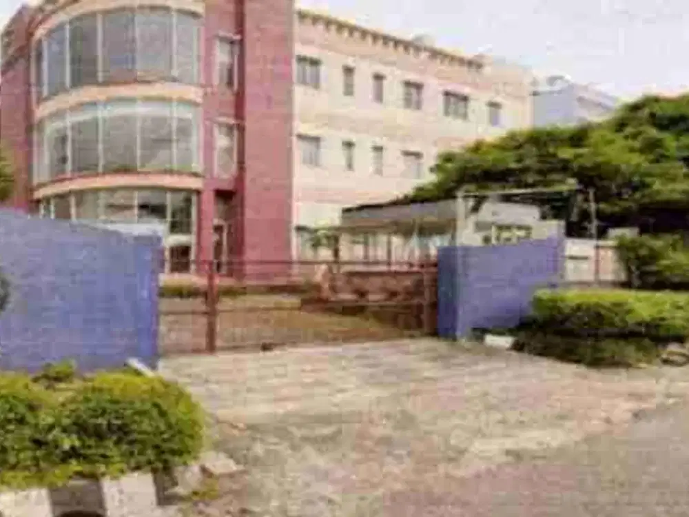 0428,46e jual rumah usaha lelang jakarta selatan di Tebet Barat dalam