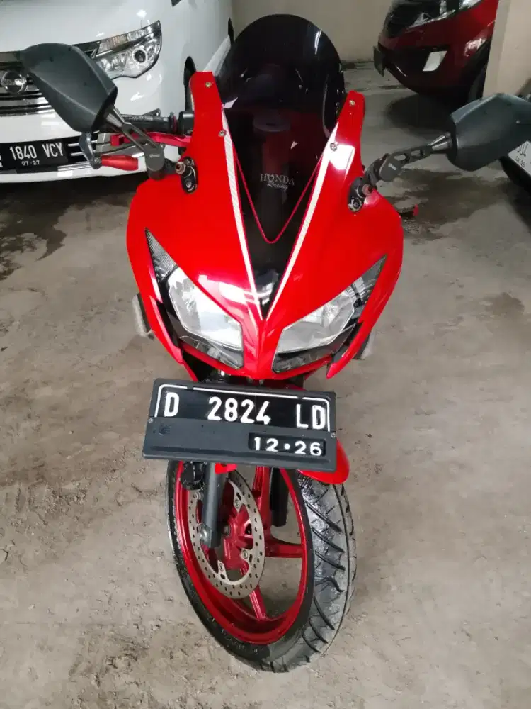 Honda CBR 150 R