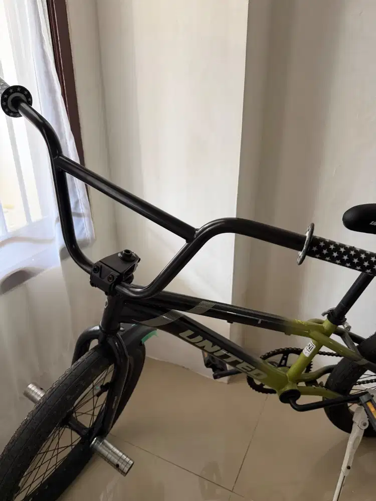 Sepeda BMX like new