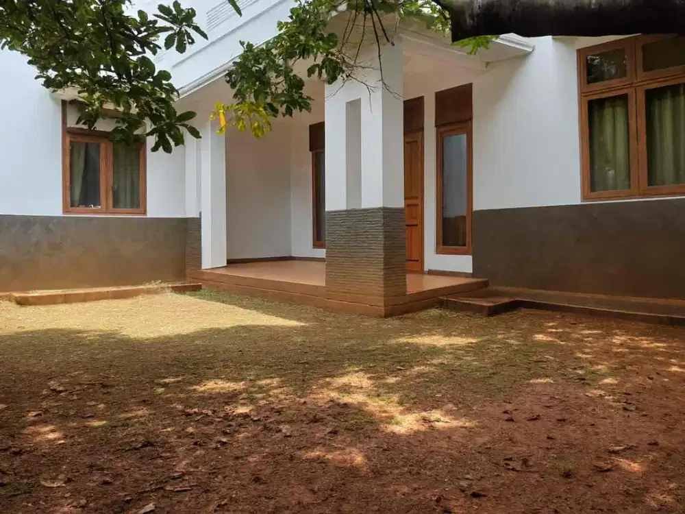 Rumah Luas Harga Di bawah Pasaran di Belakang LRT Harjamukti