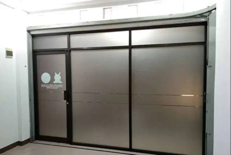 STIKER KACA SANDBLAST ES KANTOR KACA FILM ONEWAY RUMAH & GEDUNG SLEMAN