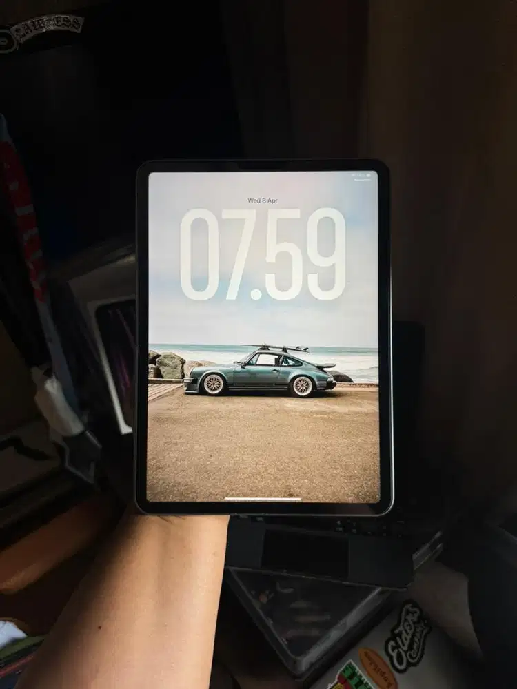 ipad pro gen 4 M2 128gb wifi only + apple magic keyboard