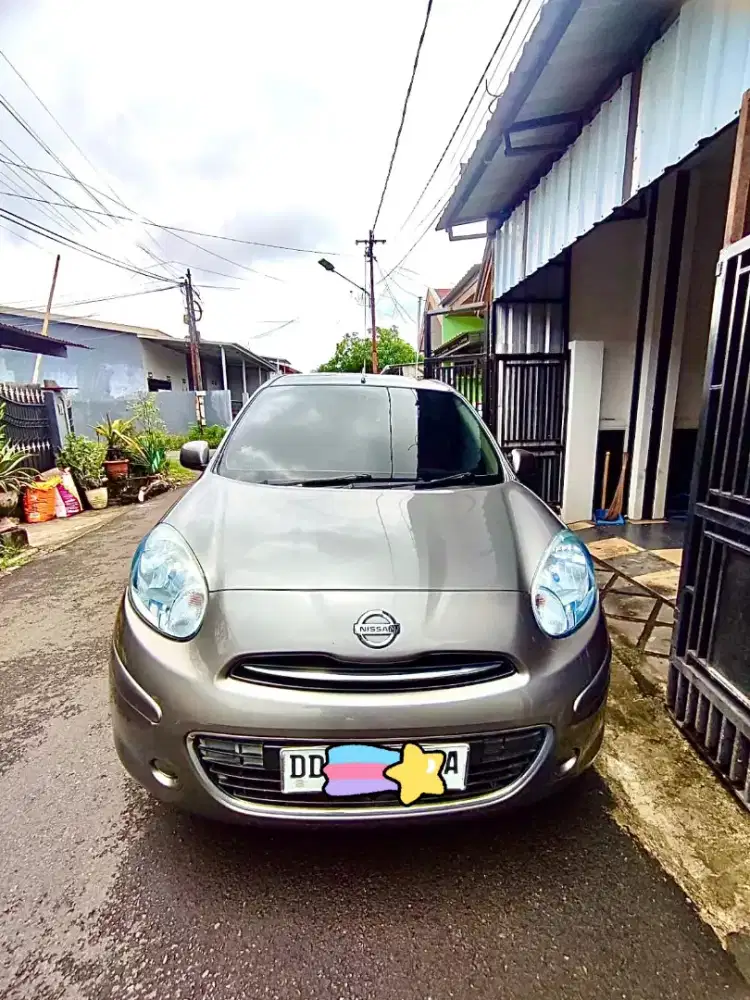Nissan March 1.2cc 2011