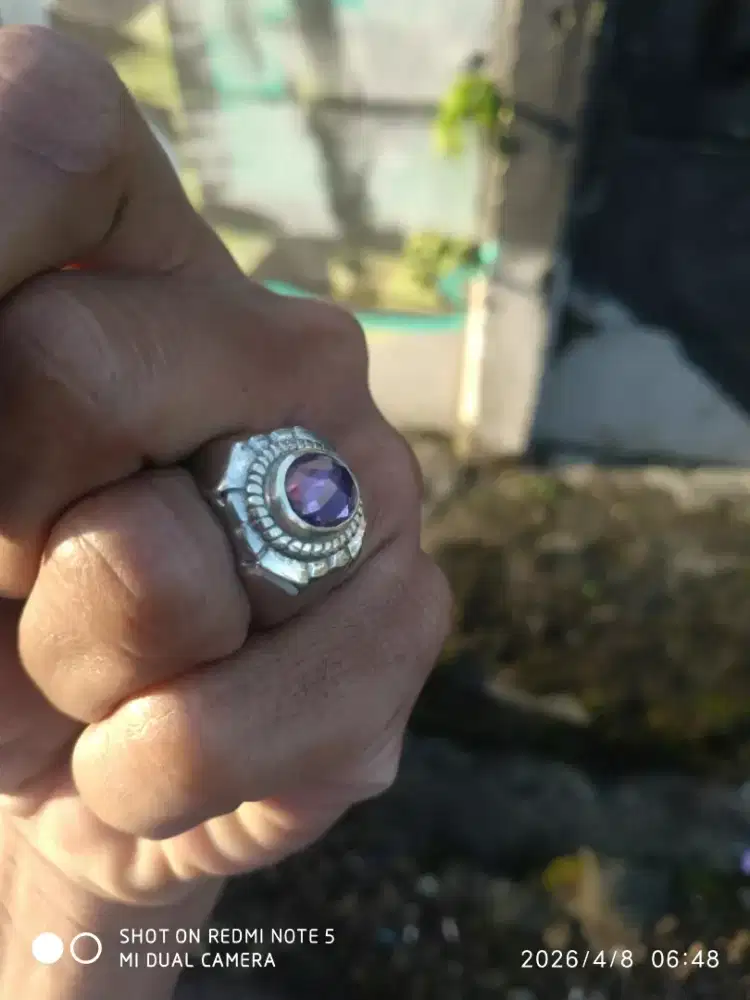 Amethys quartz ( ungu)