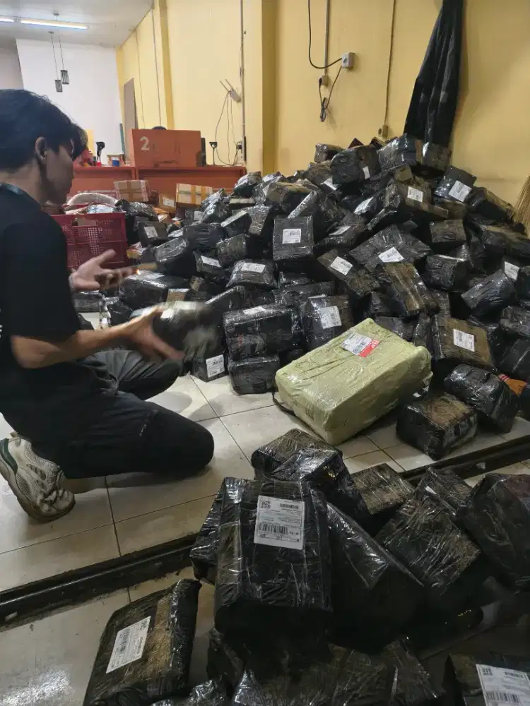 Packing paket online