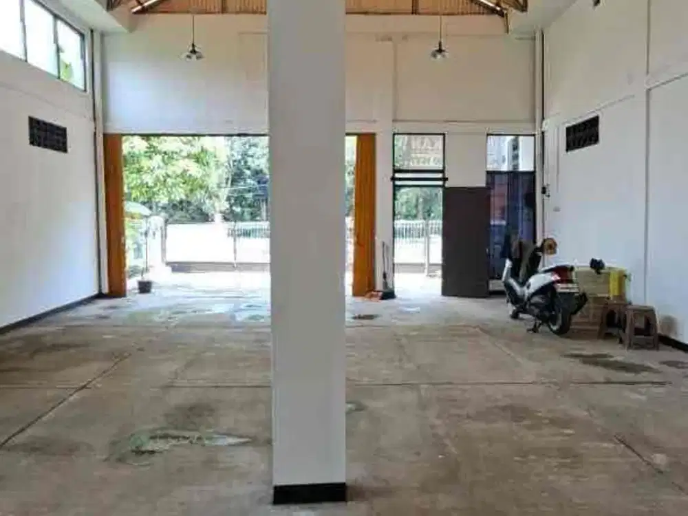 Luas 178 Bangunan Ruang Usaha Disewakan di Tapos Depok