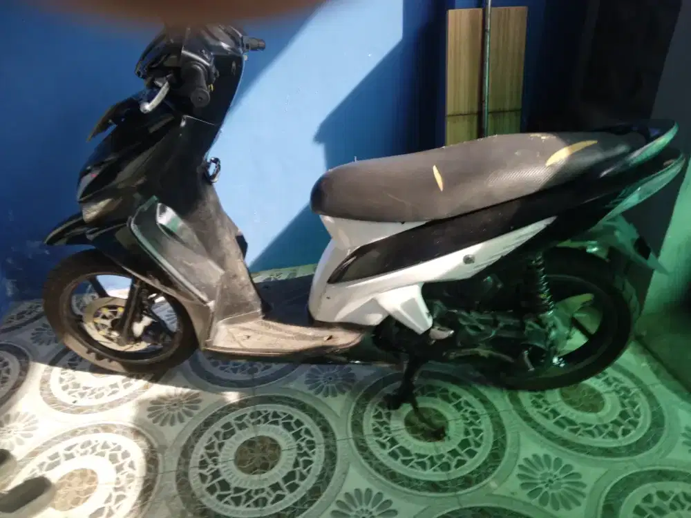 Jual motor honda vario 2010
