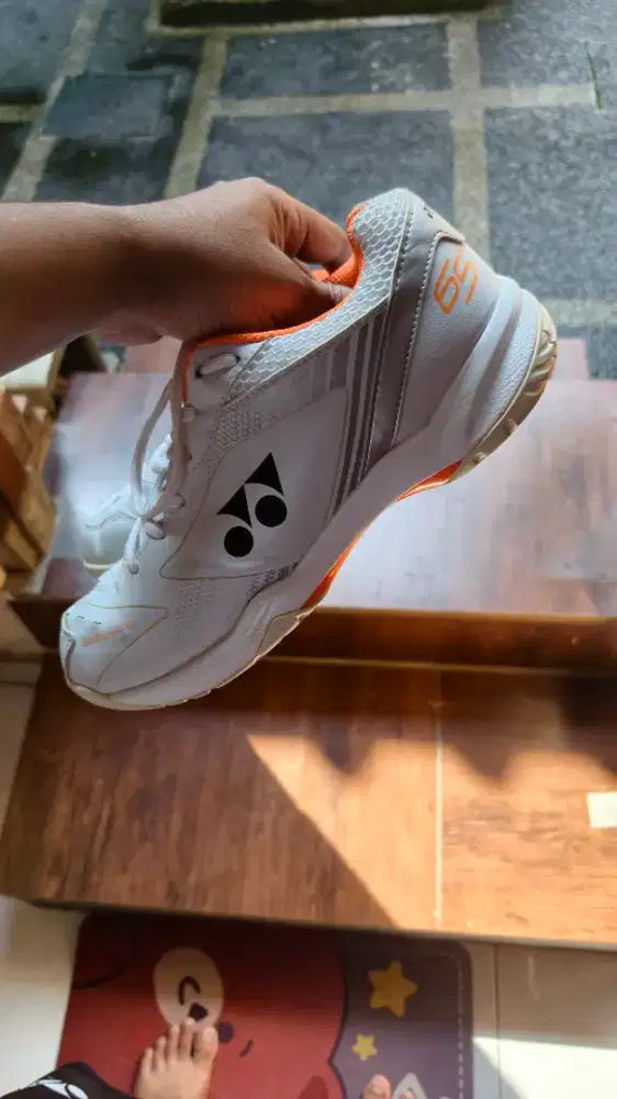 Sepatu yonex SHB 65 X Size 43