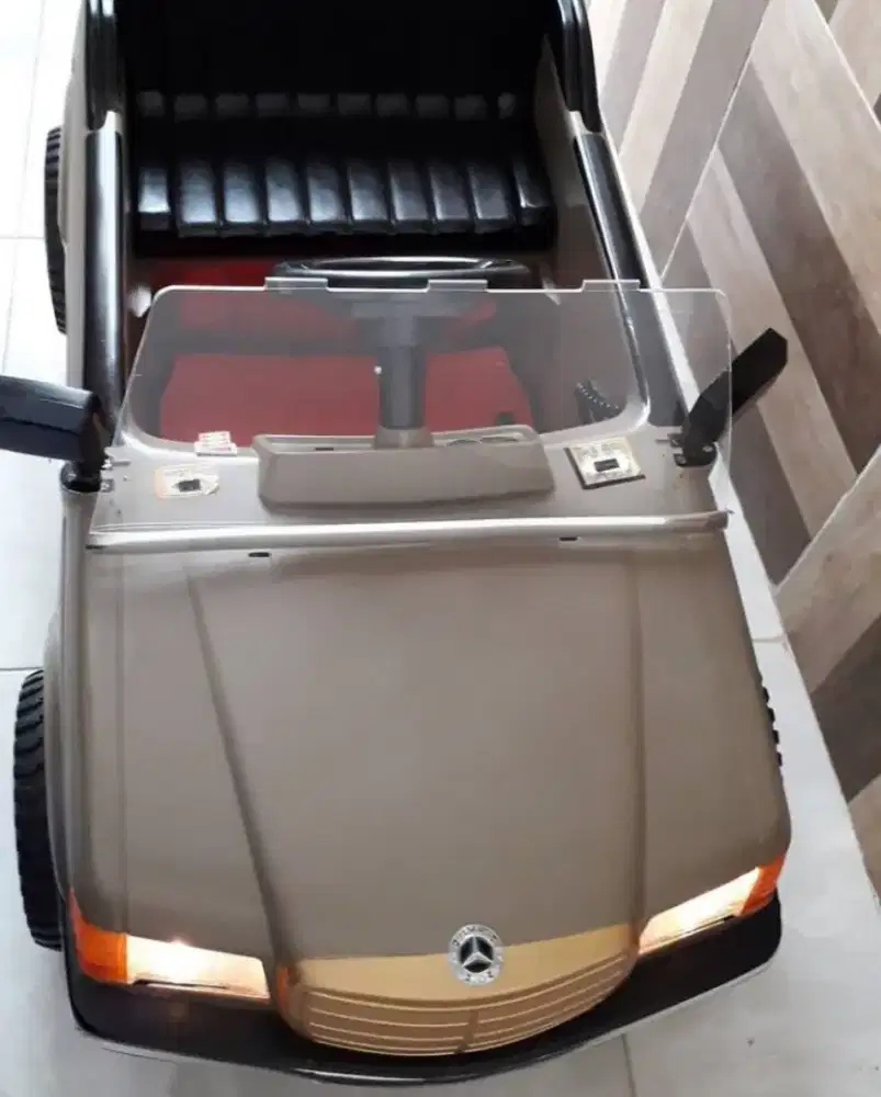 Mobil aki anak antik jadul 1986