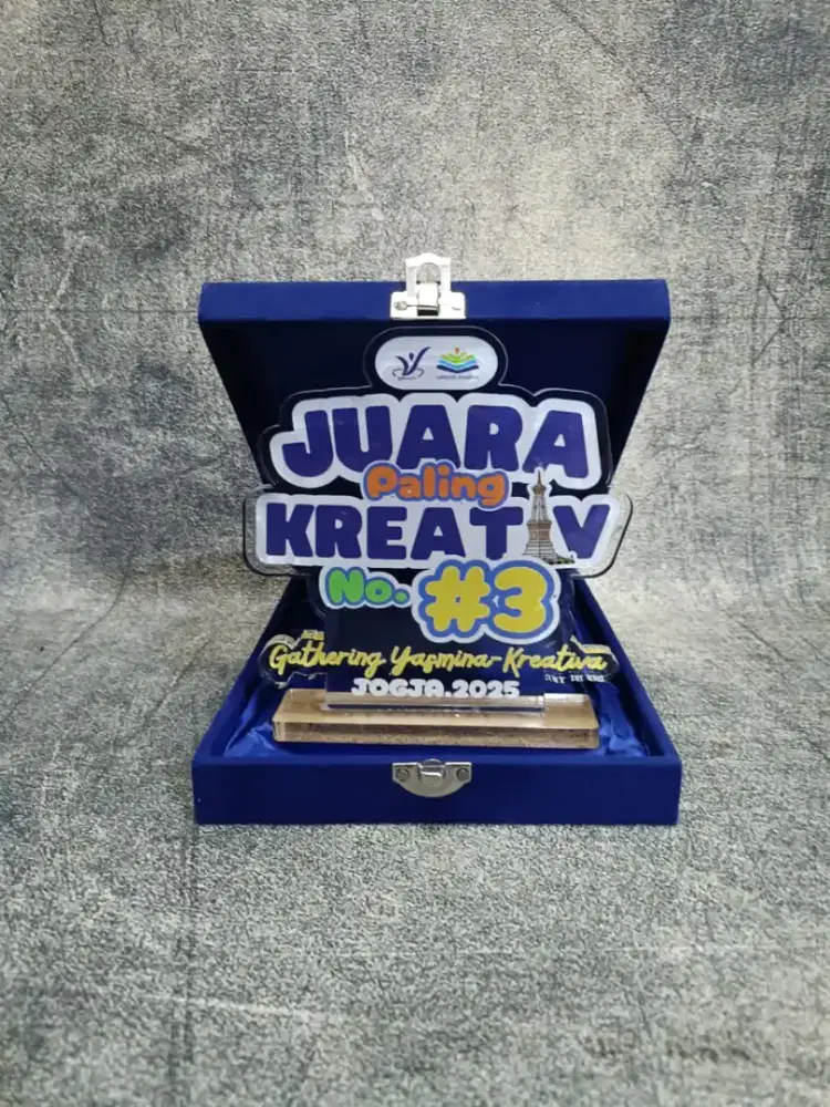 PLAKAT AKRILIK | PLAKAT WISUDA | PLAKAT PENGHARGAAN