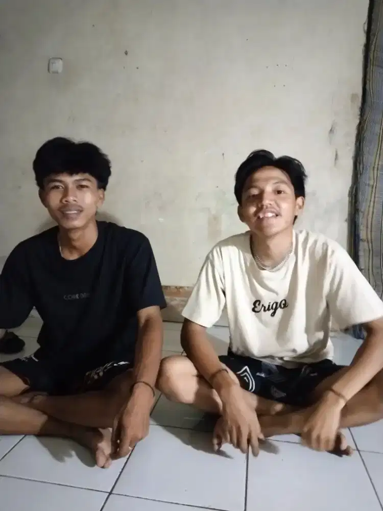 Cari kerja yang ada mes nya