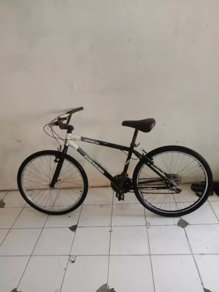 Jual sepeda gunung merk POLYGON MONARCH 2,0 UK 26