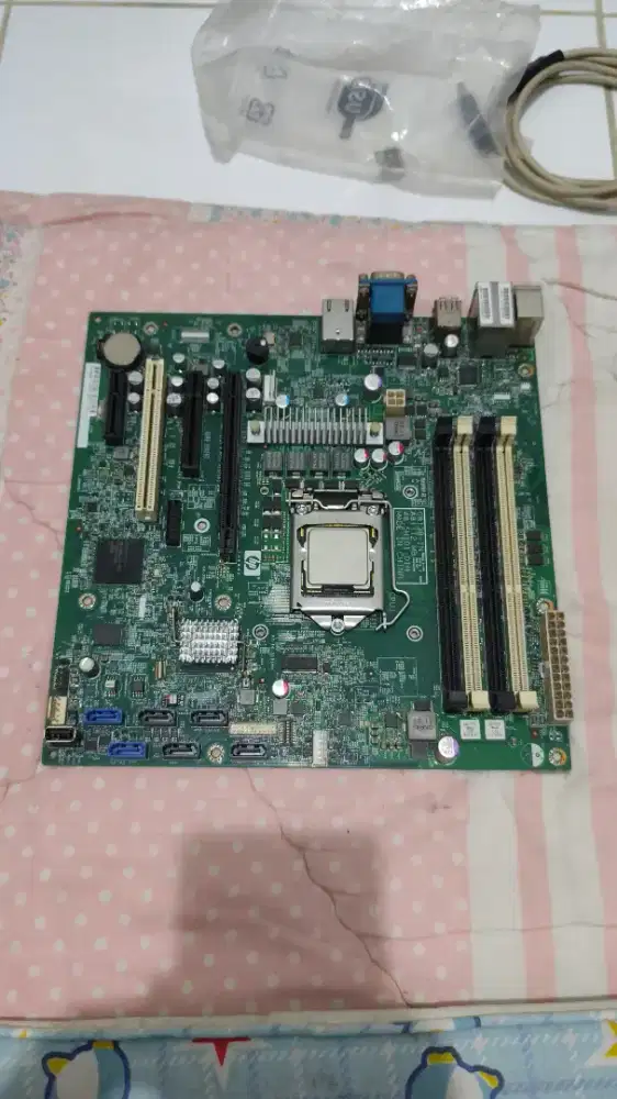 Mainboard + processor intel i3 + ram 8gb