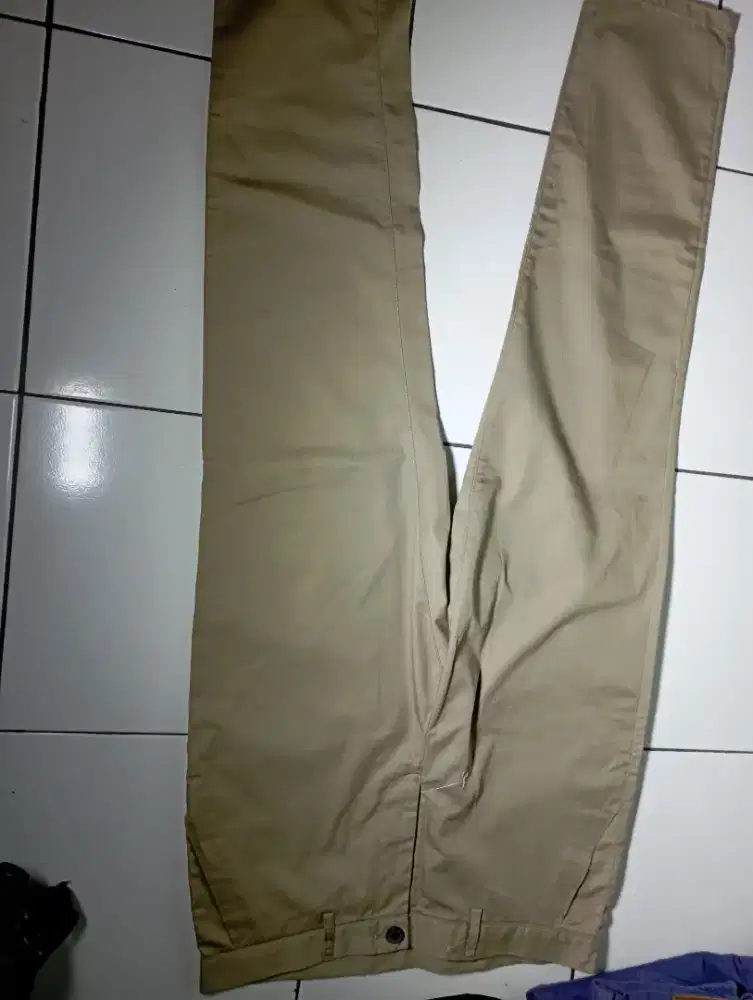 The executive size 32, kondisi baru,jual 100k