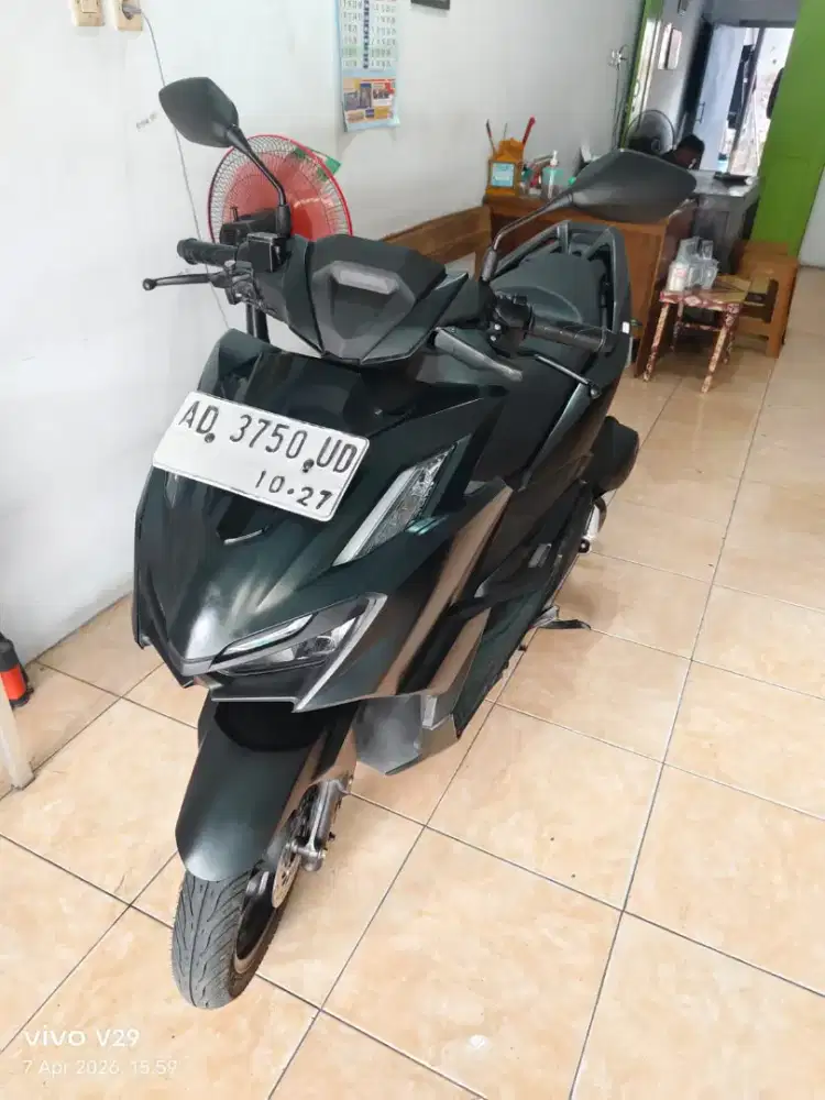 Honda Vario 160 CBS ISS