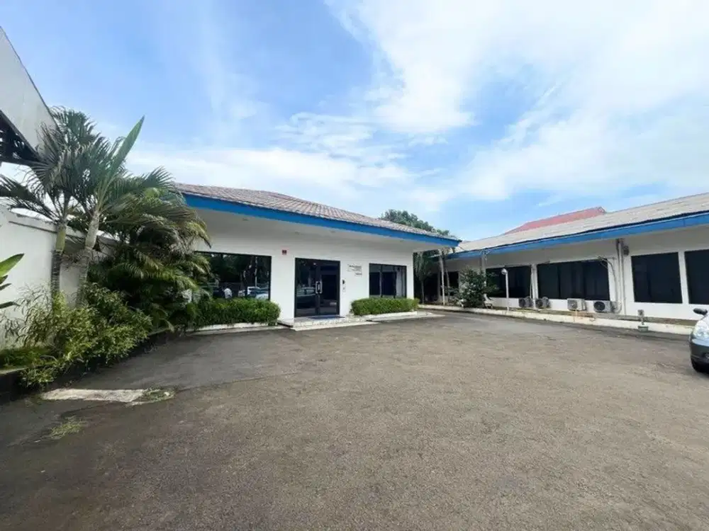 Bangunan Luas 9926 m2 di Tebet cocok untuk Komersial Bisnis Harga Dibawah NJOP