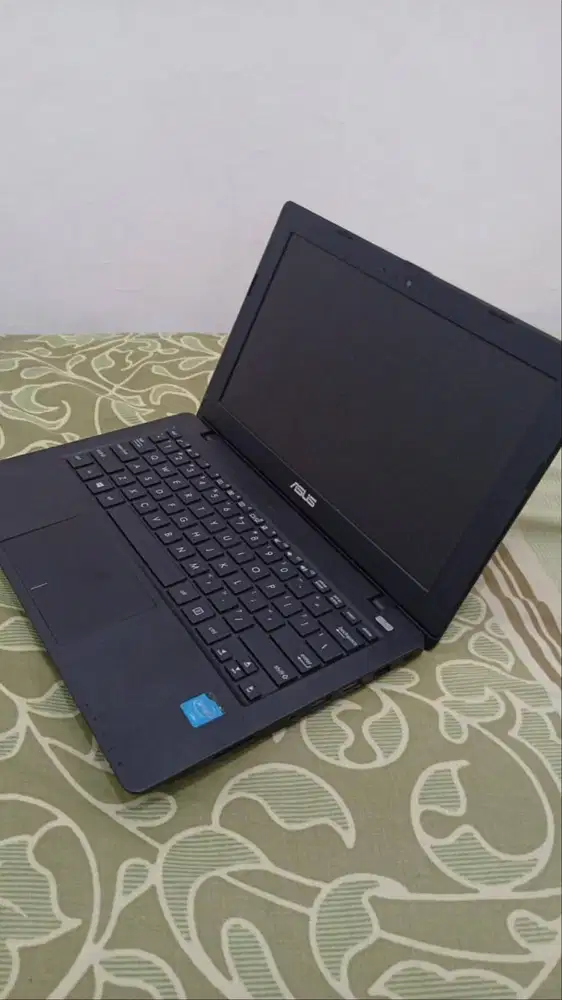 Jual Nego Laptop ASUS X200MA