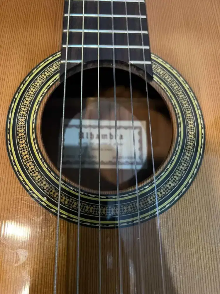 Gitar klasik Spanyol alhambra 2c cedro