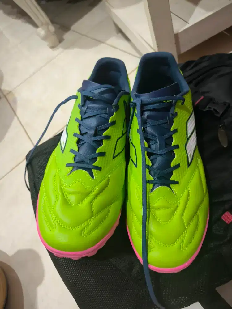 sepatu turf mills padel minisoccer lap sintetis