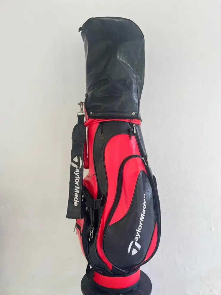 Stik Golf dan Tas Golf TaylorMade