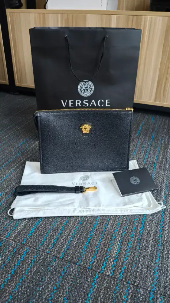 Like new VERSACE colektion Medusa logo