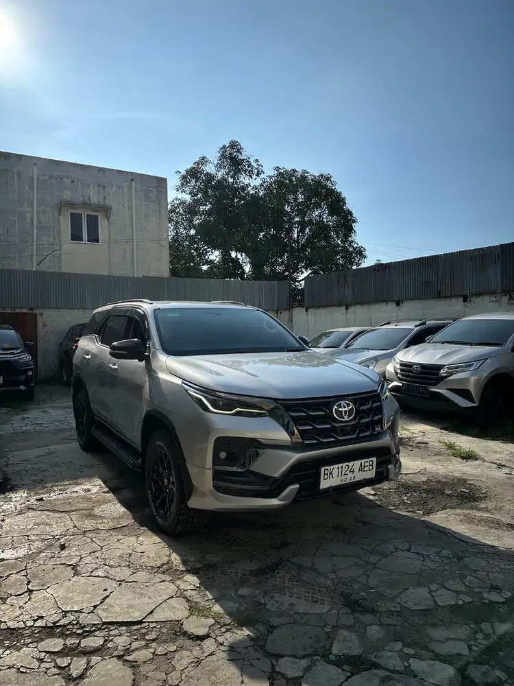 Toyota Fortuner GR 2.8 Diesel Matic 2022 Murah