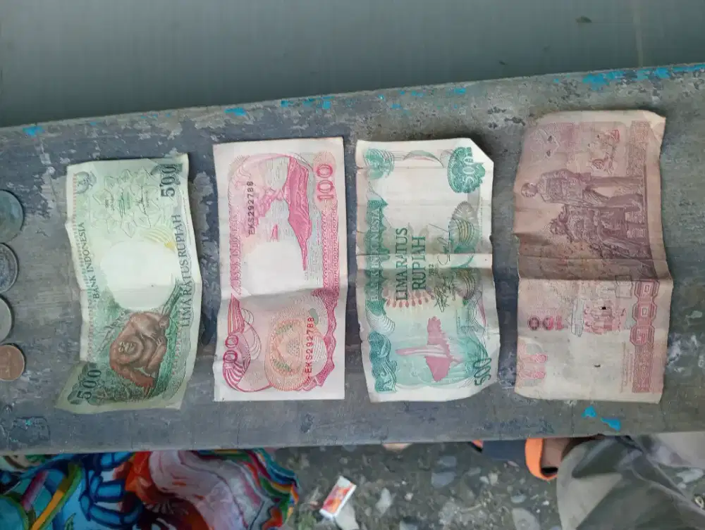 Yang minat aja , kolektor merapat, harga bisa disesuaikan