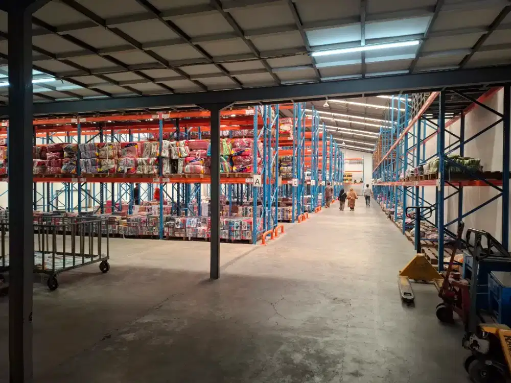 Disewakan gudang 2200m2 Jl. Kopo