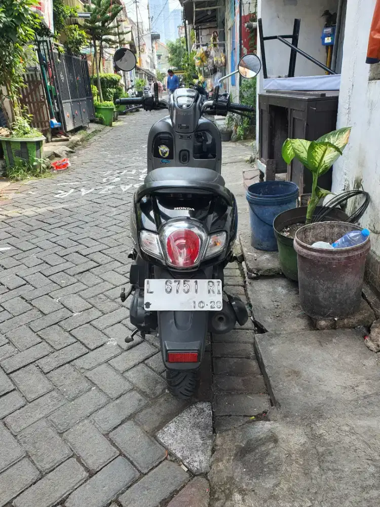 scoopy stylish 2019