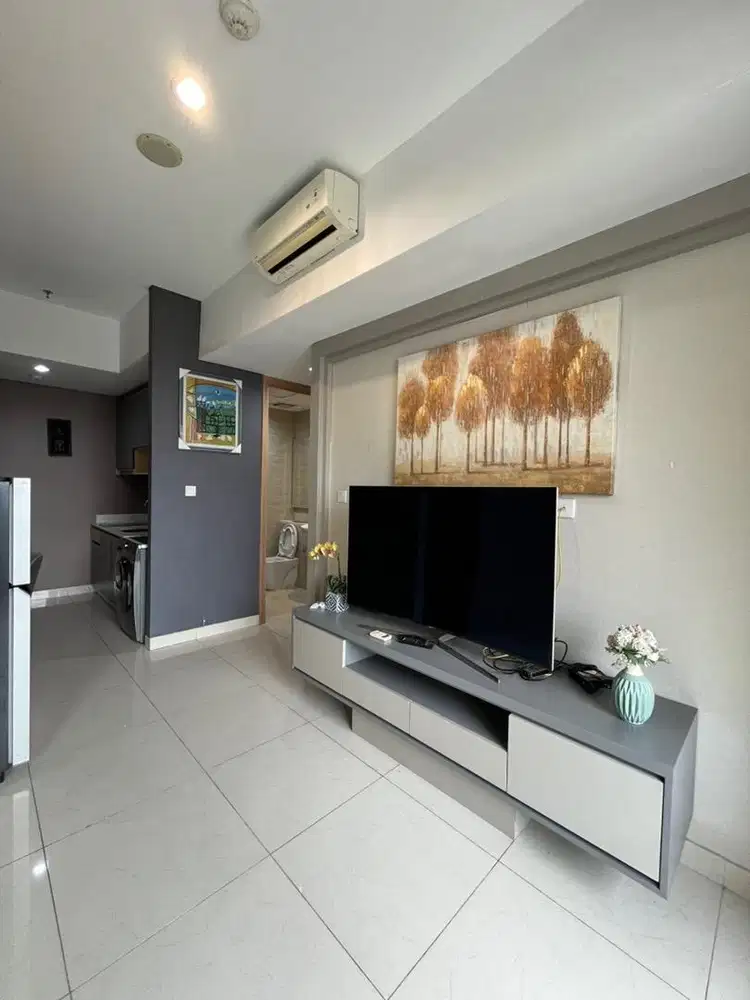 Dijual 2 Bed Apartement Taman Anggrek Residence furnished