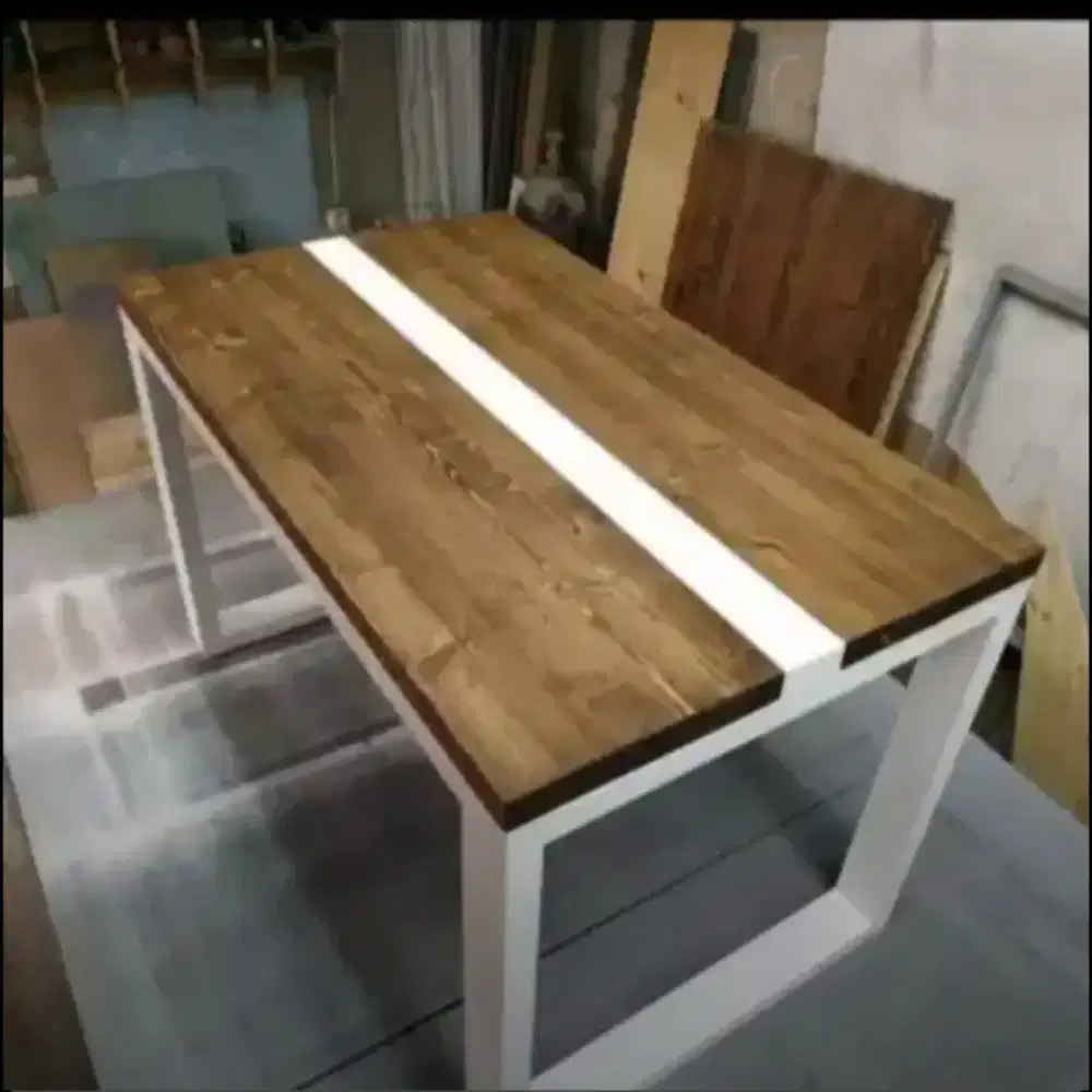 meja kerja modern minimalis