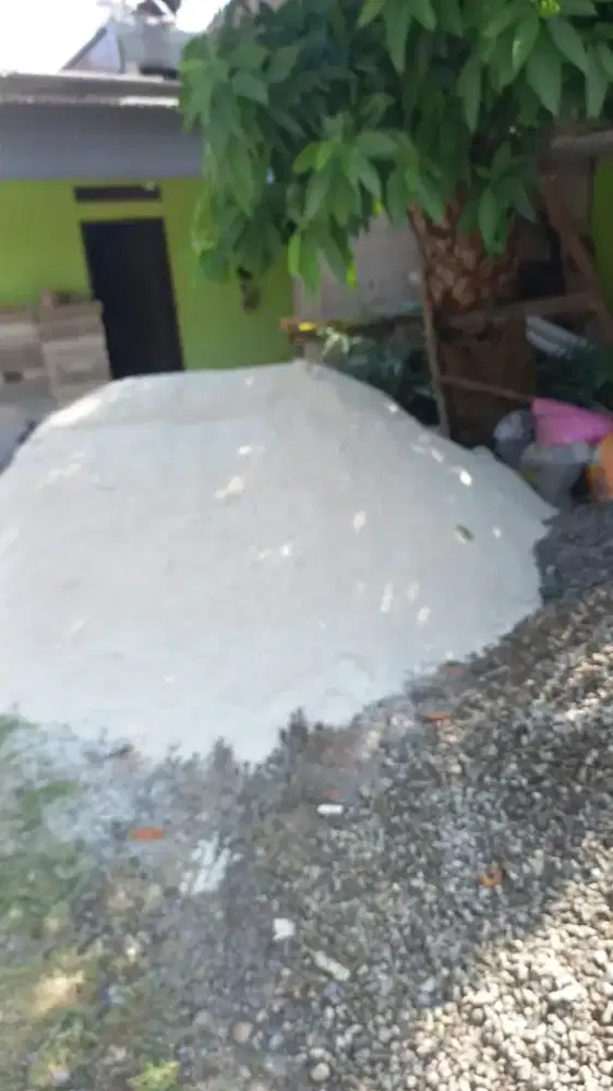 Split Pasir urug Batu makadam sirdam limestone abu batu sirtu gunung