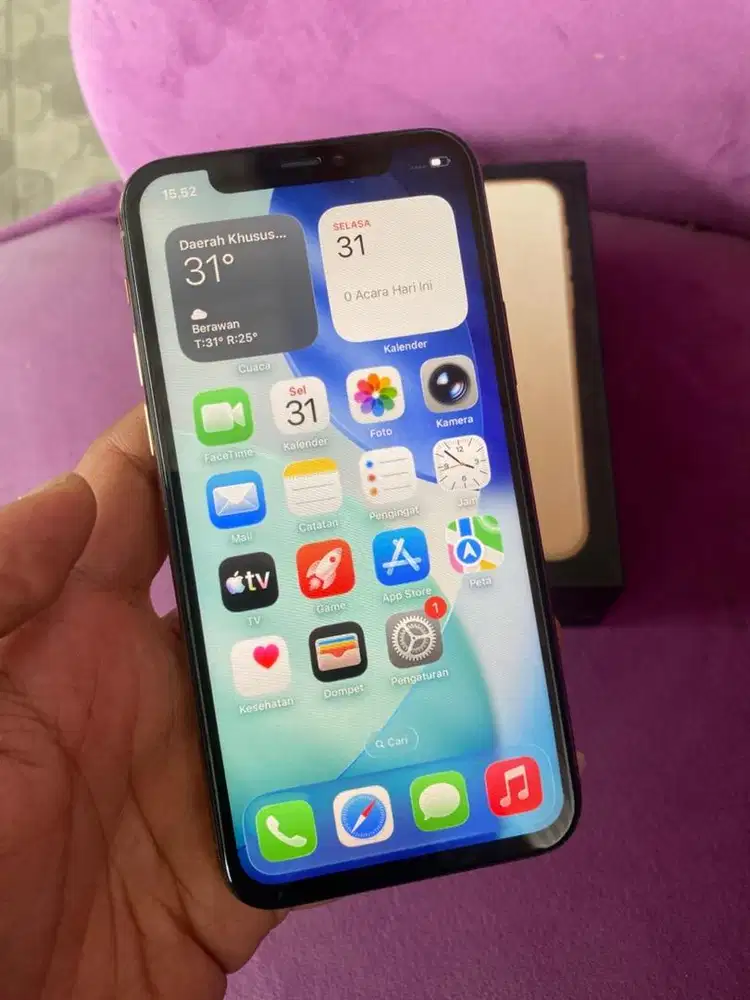 Iphone 11 Pro 256gb Gold lancar semua gak ada minus