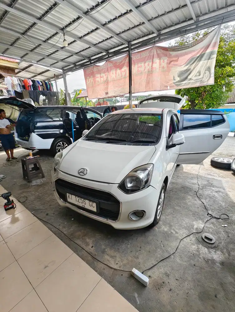 Jual cepat murah New ayla X 1000cc MT manual 2014 pajak on