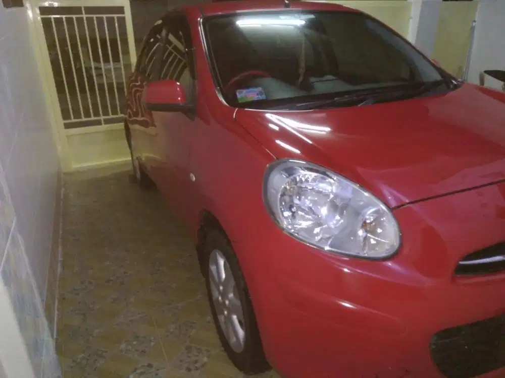 Nissan March 1.2 XS MT 2012 Merah – Manual – Pajak ON – Service Record