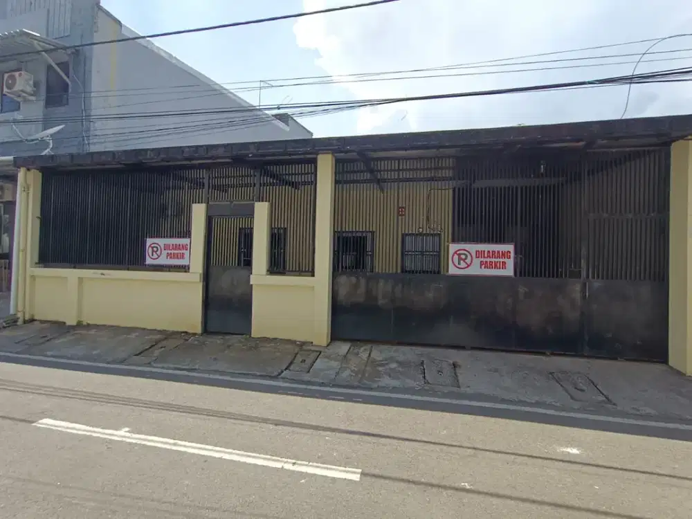 Disewakan Rumah minimalis tengah kota makassar dekat pantai losari