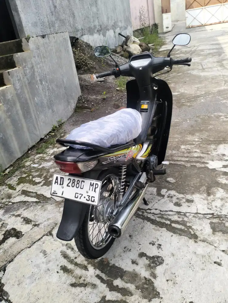 SUPRA FIT TAHUN 2005