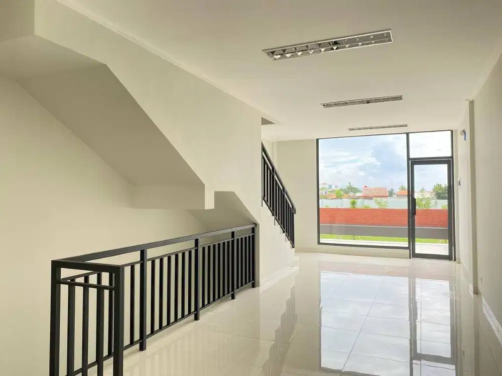 Disewakan Ruko Baru Siap Pakai di Summarecon Bandung