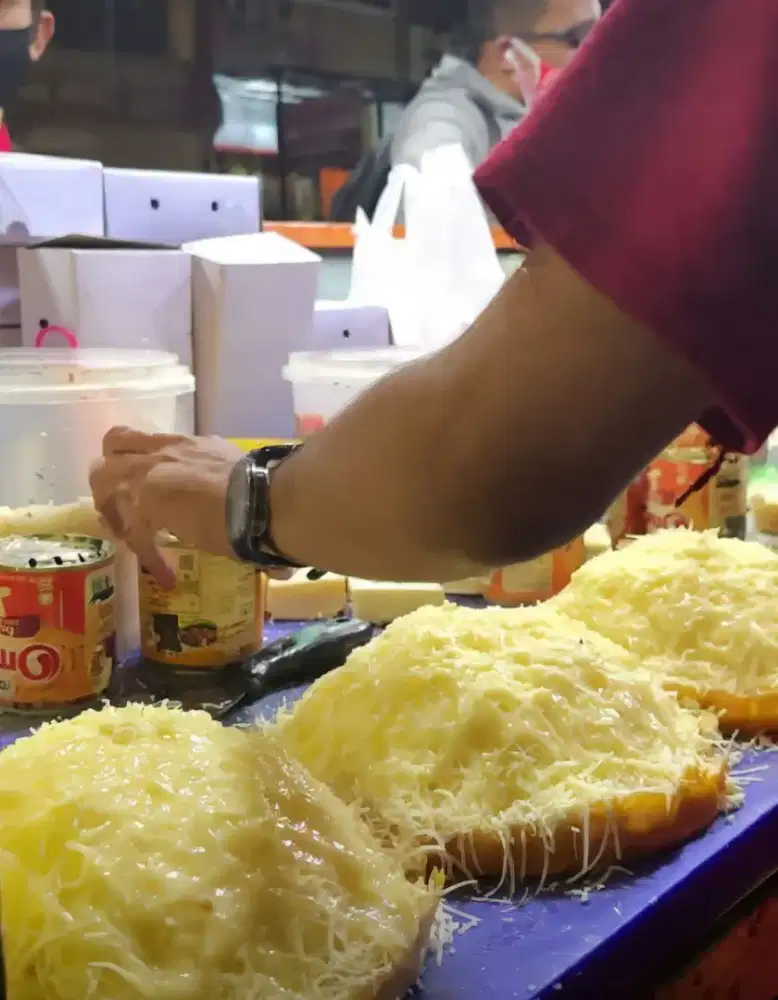 Dicari karyawan buat angkat2 di agen air