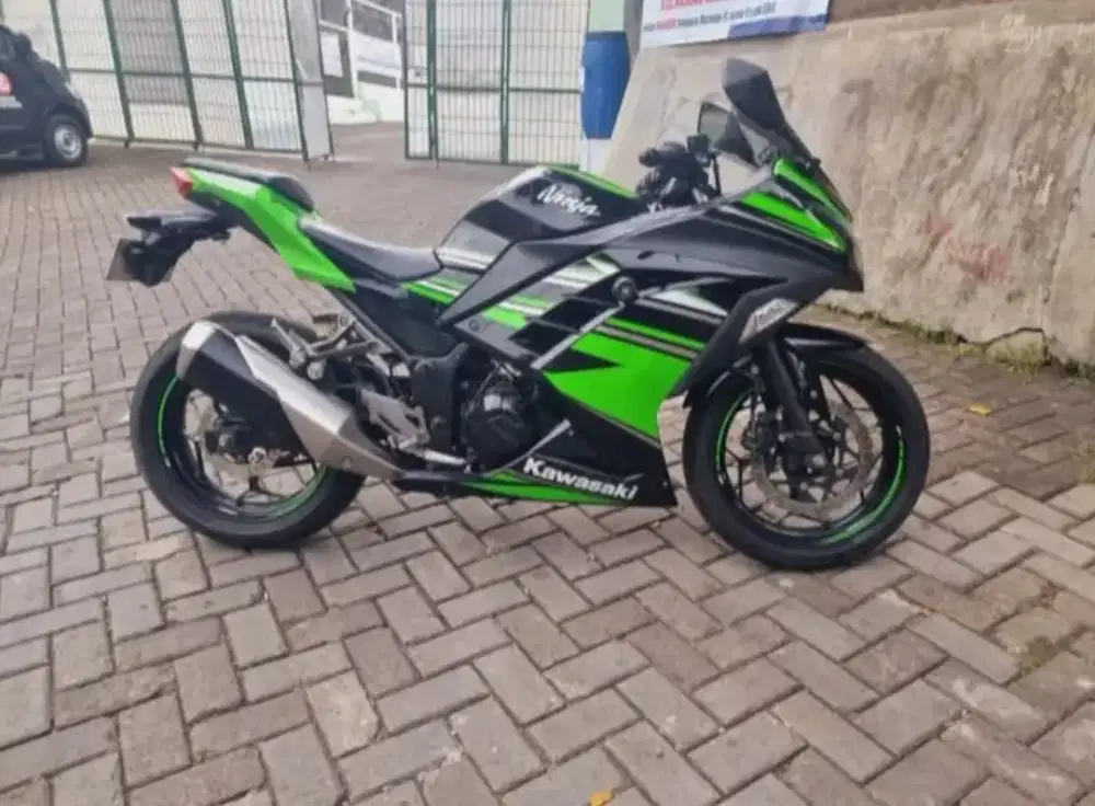 NINJA 250FI DIJUAL MURAH CASH ONLY